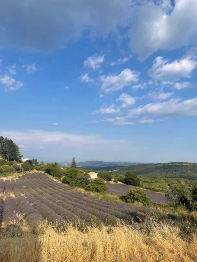 Gite L'Inattendu Vachères Exterior foto